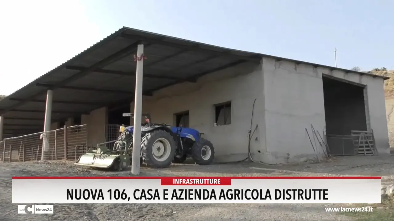 Nuova 106, casa e azienda agricola distrutte