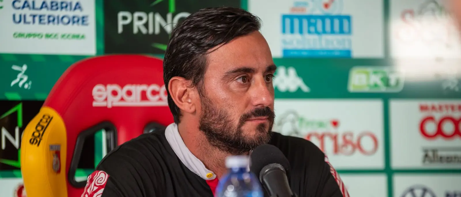 Spezia-Catanzaro, Aquilani alla vigilia: «Serve entusiasmo e coraggio, ma anche più qualità nei duelli»\n