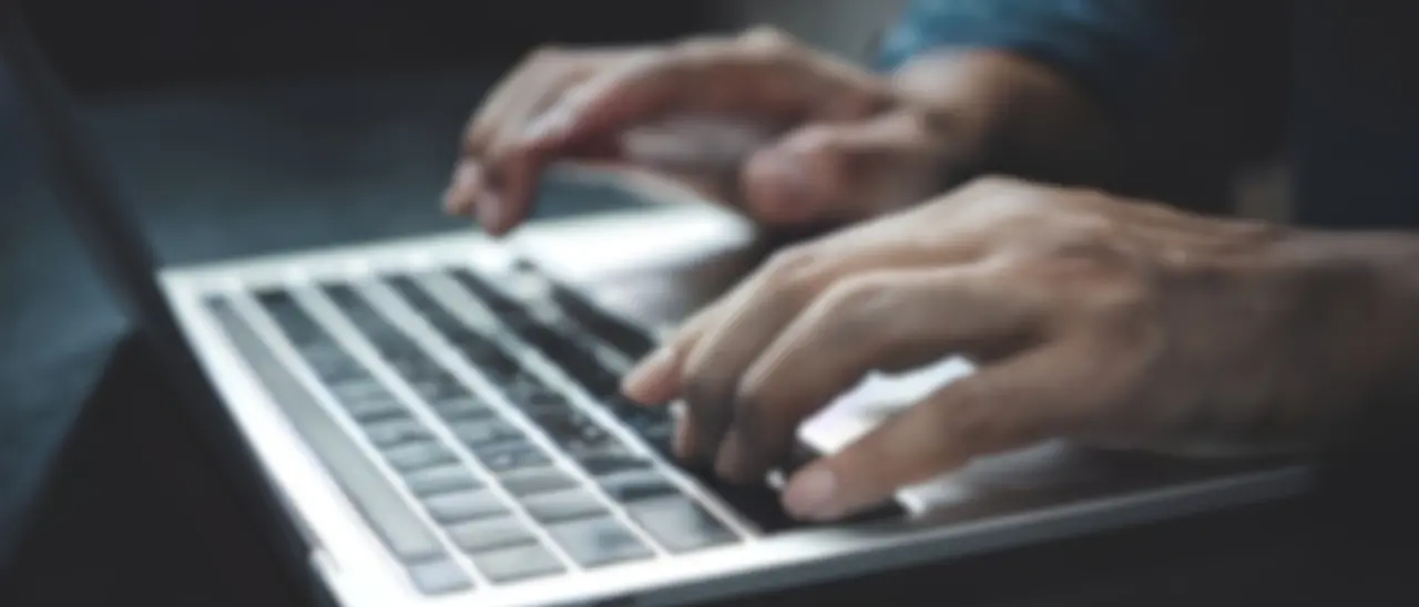 Foto di donne rubate e insulti sessisti online, indaga la Procura di Roma. Meloni: «Disgustata.\u00A0Mi aspetto pene severe»\n