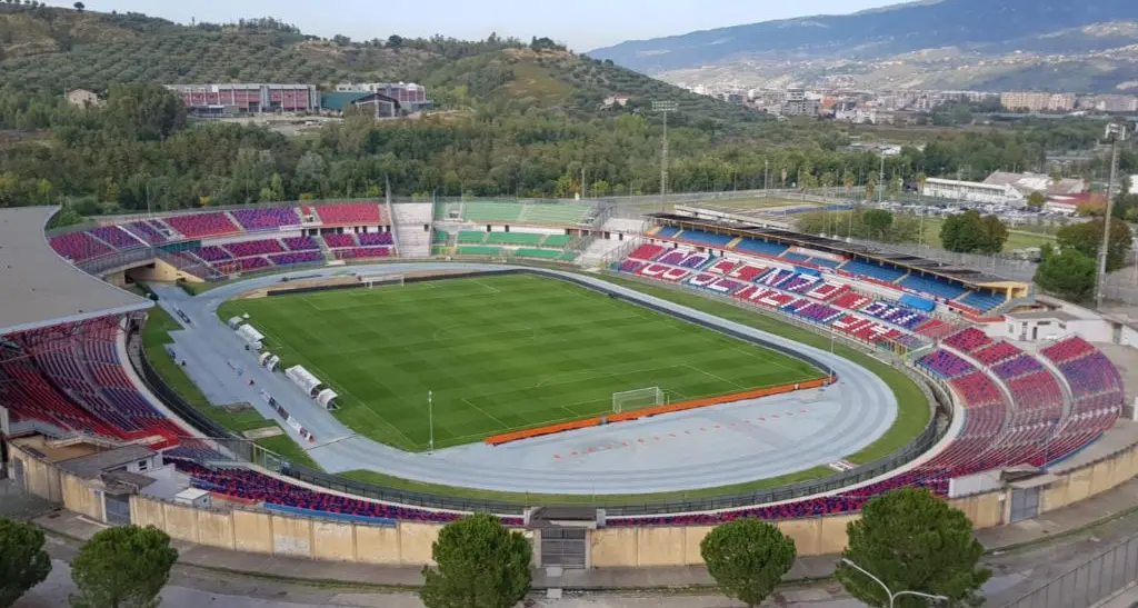 Cosenza, curve del “Marulla” di nuovo chiuse già da domenica col Picerno