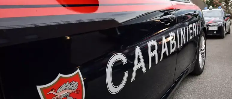 Omicidio nel Napoletano, 35enne con precedenti freddato mentre era a bordo di uno scooter\n