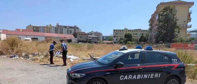 Crotone, scoperta e sequestrata discarica abusiva di 380 mq\n