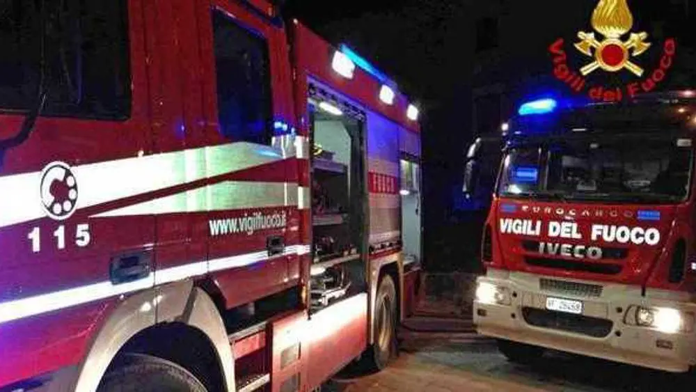 Incendio a San Gregorio d’Ippona, serbatoio di Gpl\u00A0danneggiato: evacuate alcune abitazioni\n