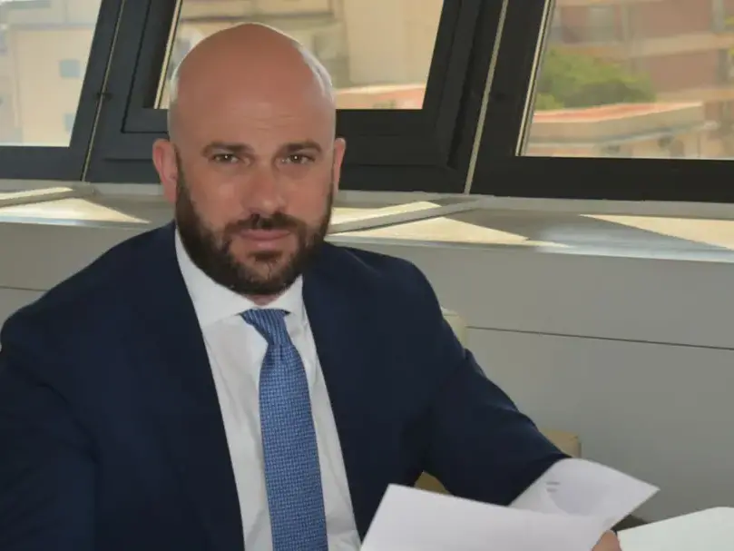 Sondaggi elettorali, Caputo risponde al Pd: «Da voi solo fango e zero argomentazioni. E Irto si imbosca»