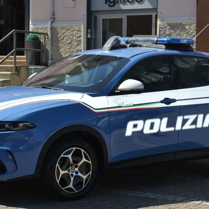Persecuzioni e minacce all’ex compagno e ai suoi familiari, braccialetto elettronico per una donna di Crotone