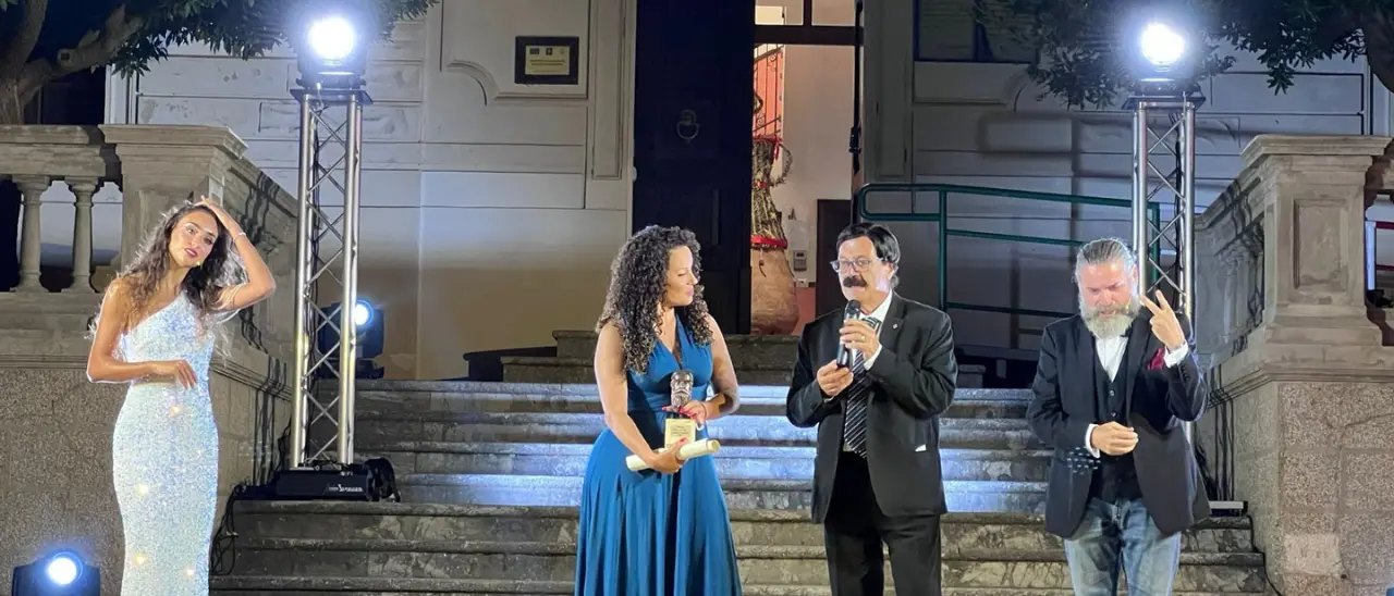 Il volto migliore della Calabria, a\u00A0Bova la terza edizione di Chòra tu Vùa: tra i premiati anche l’editore Domenico Maduli