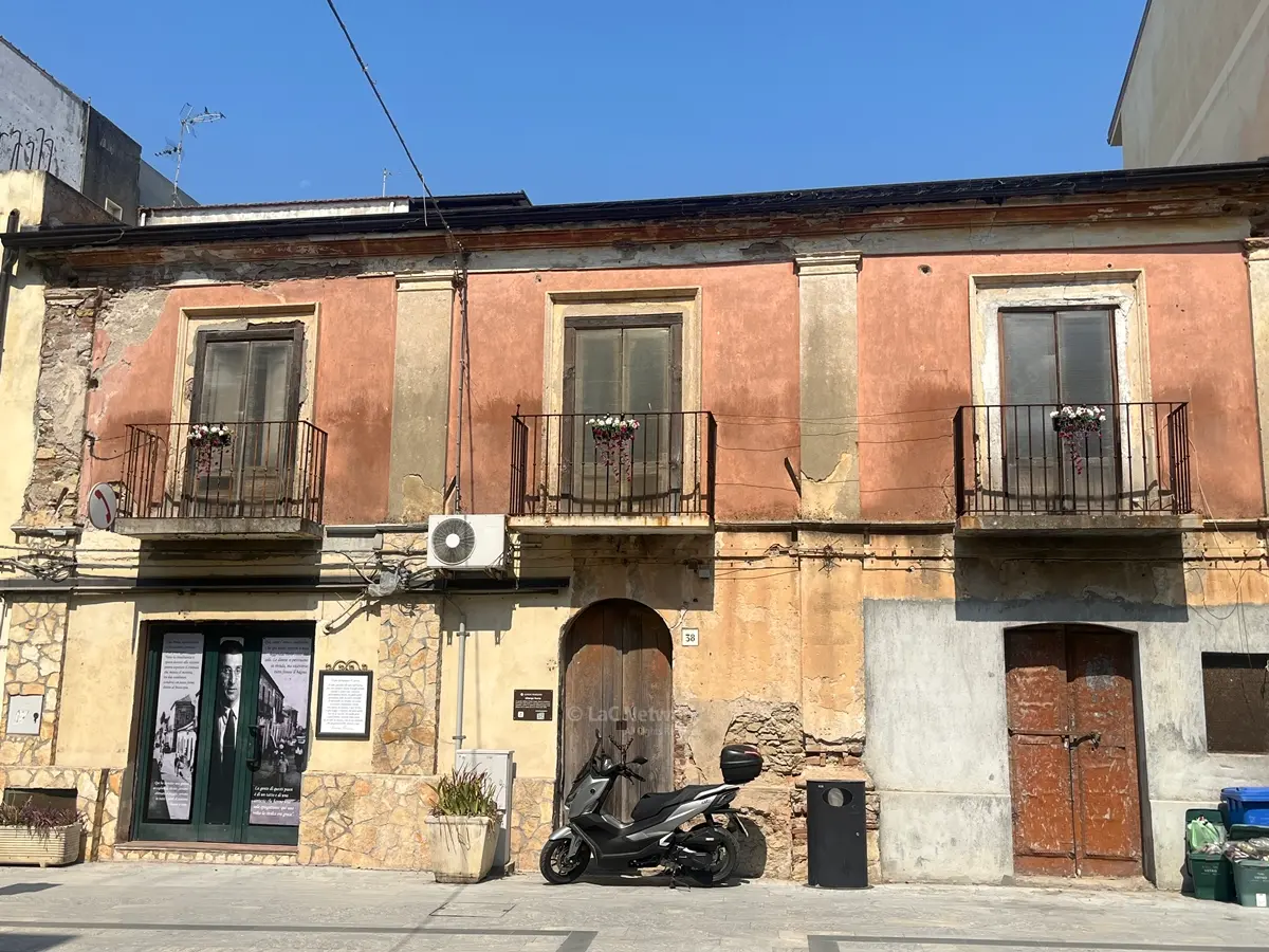 Il comune di Brancaleone si candida a ospitare il\u00A0parco letterario Cesare Pavese\n