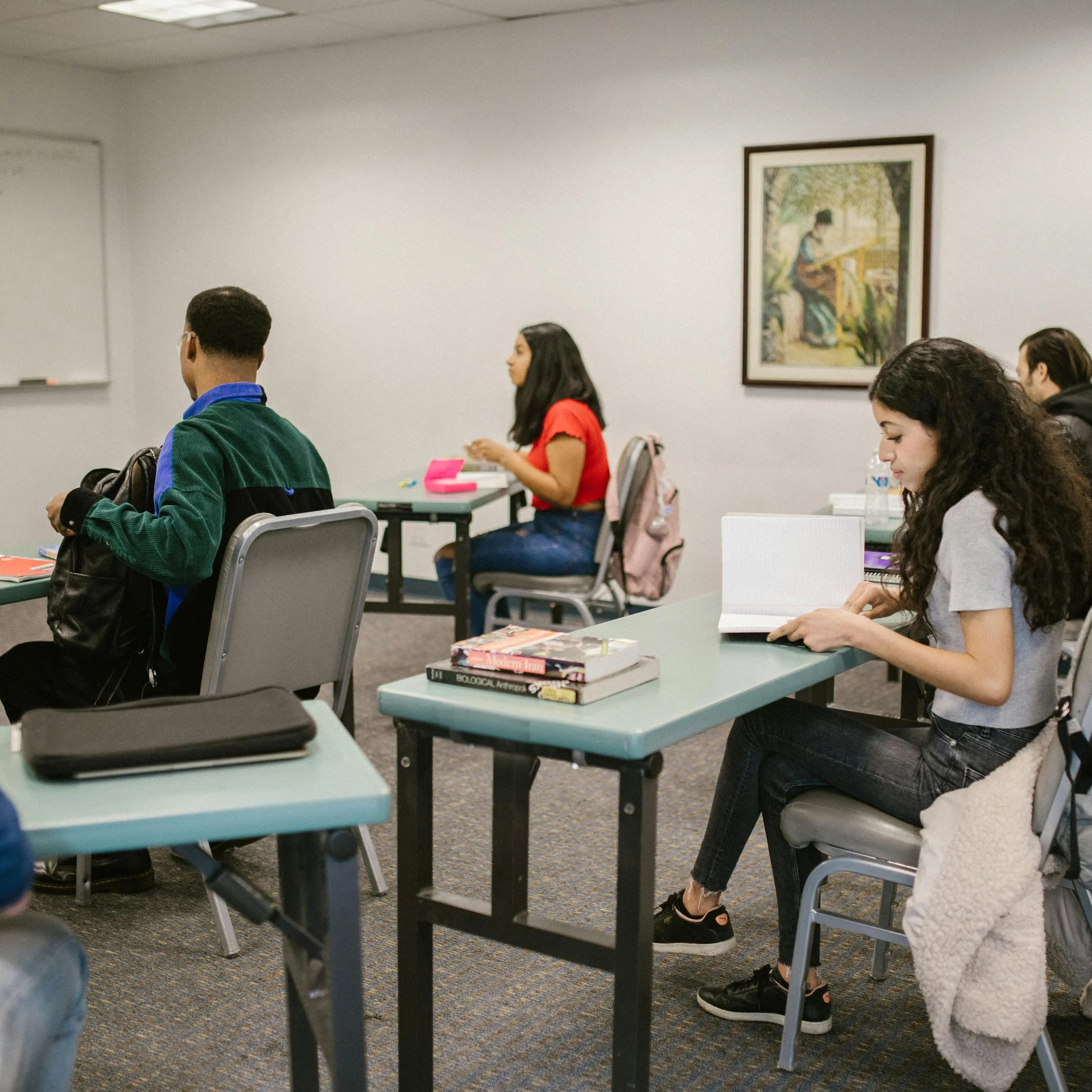 Università: quanto mi costi tra tasse, affitto e libri. Fino 15mila euro all’anno per un fuorisede: Catanzaro la provincia meno cara