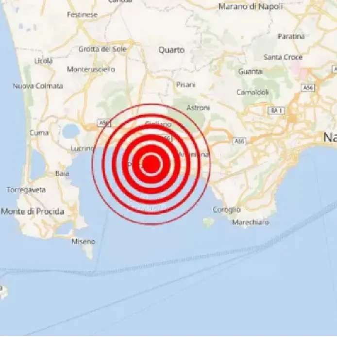 Terremoto ai Campi Flegrei, serie di scosse: la più forte di magnitudo 4\n