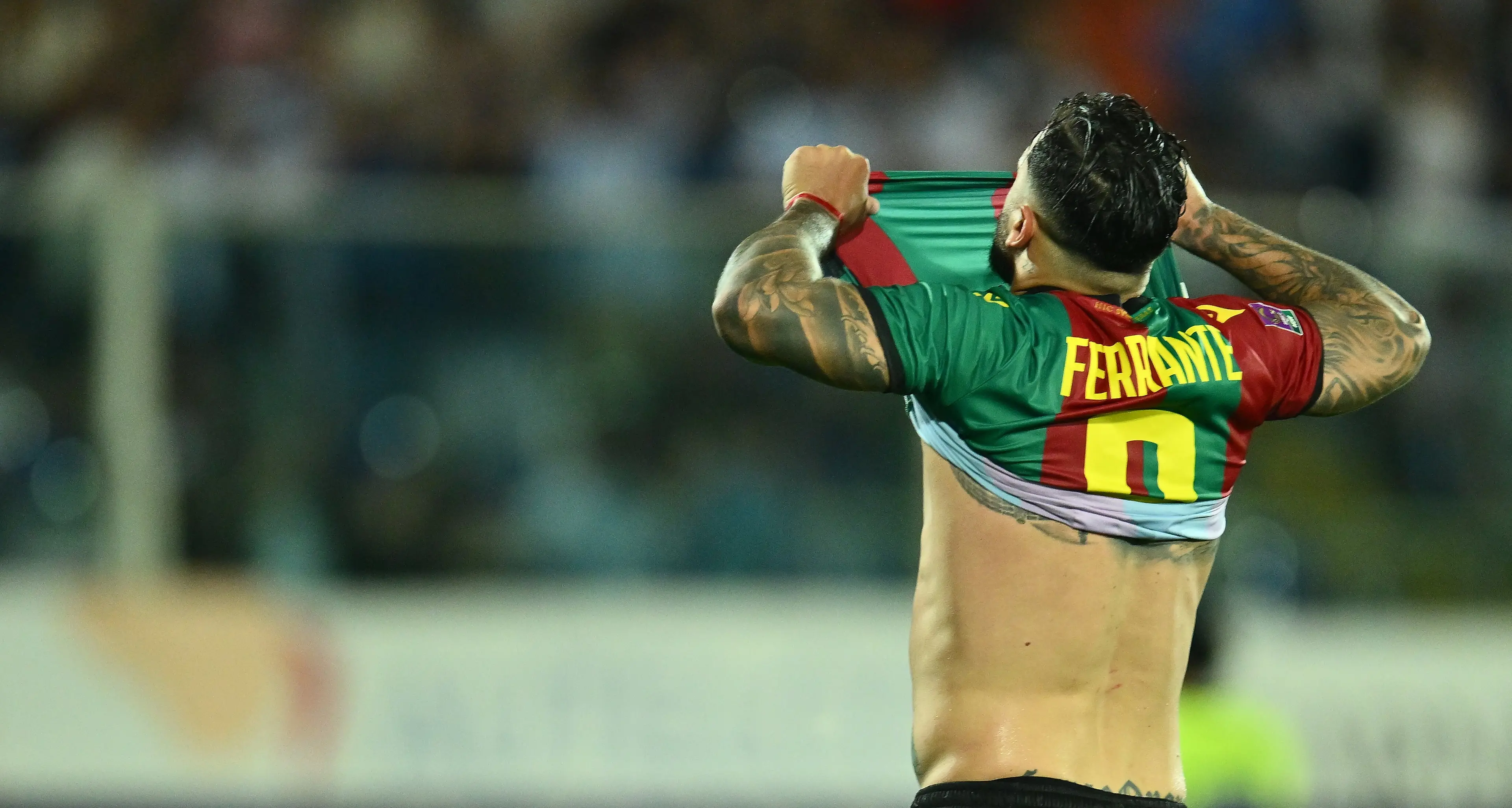 Calciomercato, il Catanzaro prende Buglio. Il Cosenza insegue Ferrante. Crotone: piace Berra – LIVE