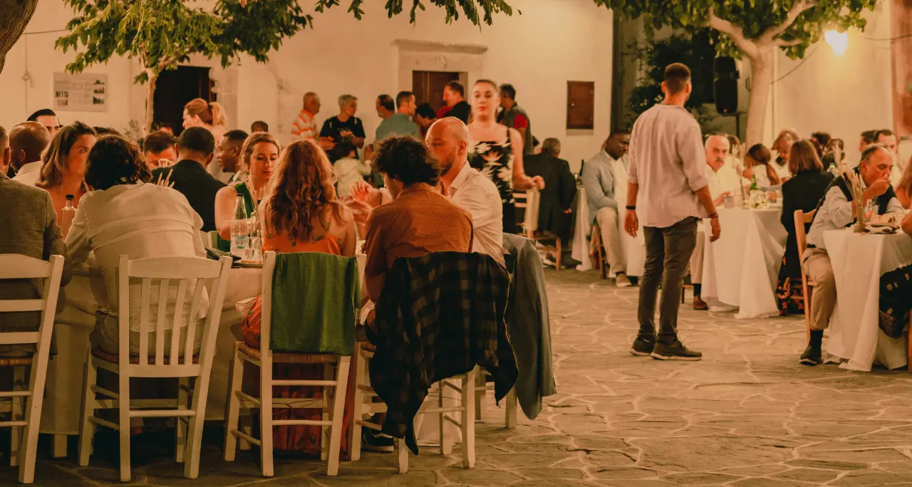 Intossicazione alimentare in un villaggio turistico di Nicotera, la causa dei malori non è stata il cibo ma l’acqua di un pozzo\n