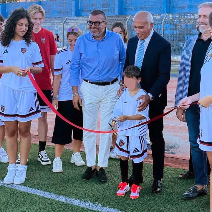 Caruso alla presentazione della scuola calcio del Cosenza Calcio: «Resto distante da Guarascio»\n