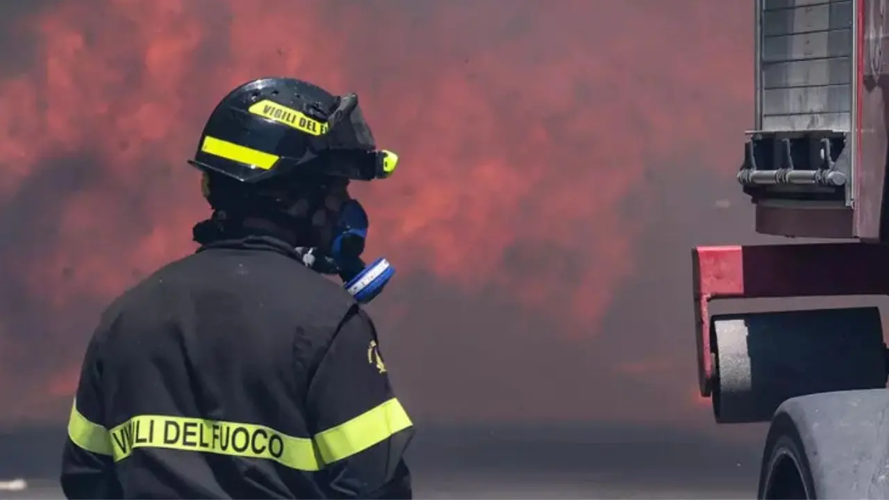 Incendio\u00A0in casa nel Ravennate: morte una madre 95enne e sua figlia\n