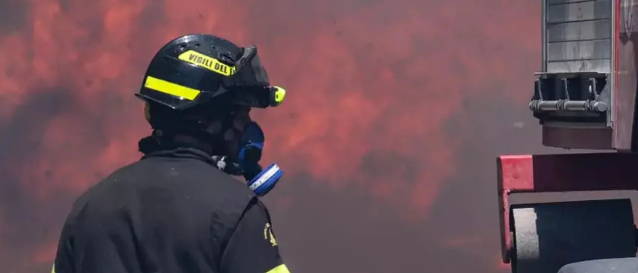 Incendio\u00A0in casa nel Ravennate: morte una madre 95enne e sua figlia\n