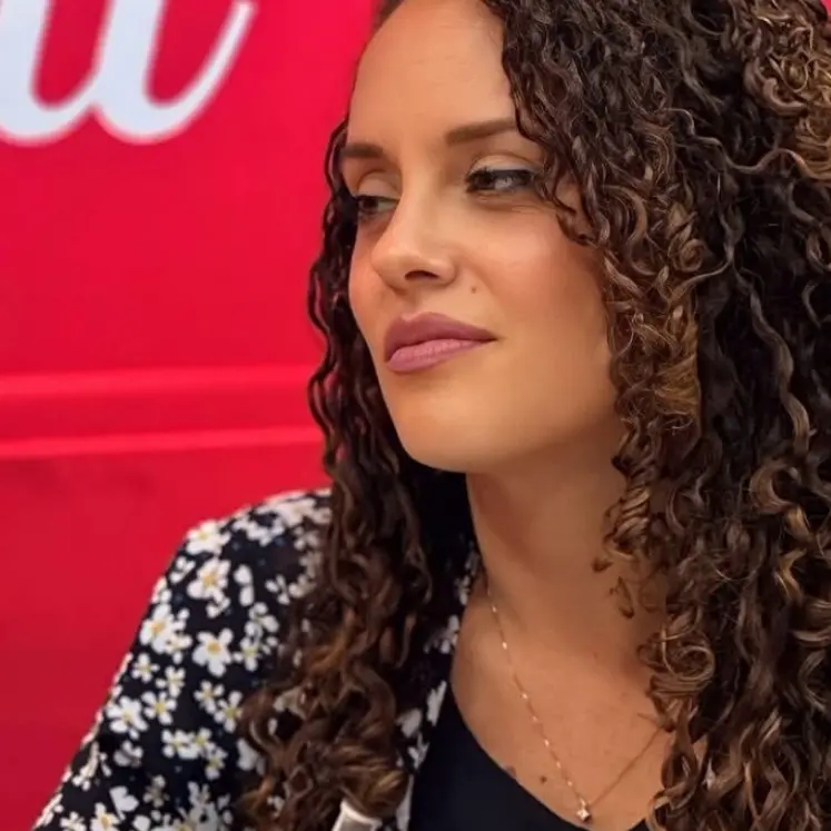 Messaggi intimidatori alla giornalista\u00A0Elisa Barresi,\u00A0Occhiuto: «Non scalfiranno la sua forza e qualità»\n