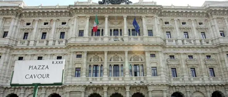 Cassazione, il calabrese D’Ascola verso la presidenza mentre il Csm è attraversato da tensioni e spaccature\n