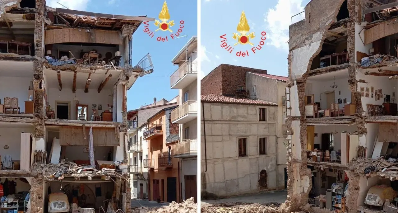 Spaventoso crollo a Lamezia Terme, va giù la facciata laterale di un palazzo di 4 piani: nessun ferito\n