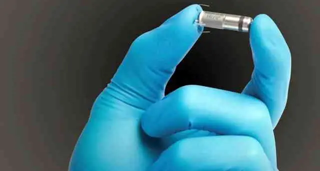 Il pacemaker senza fili, negli ospedali dell’Asp di Cosenza la tecnologia che ha rivoluzionato le cure cardiologiche\n