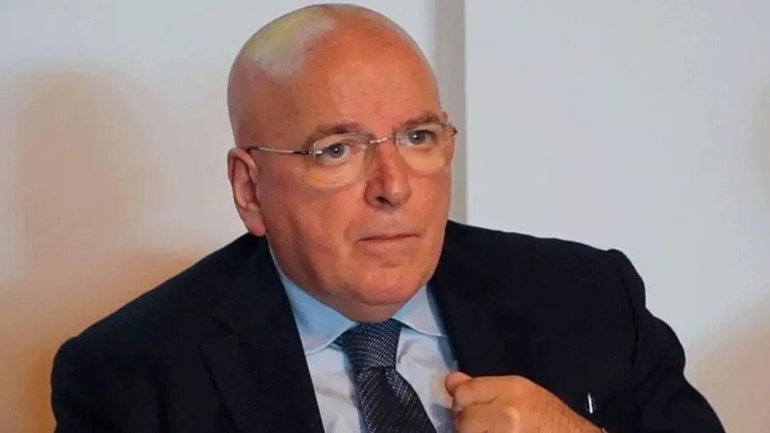 Bonifica di Crotone, Oliverio:\u00A0«Il Governo prova ad aggirare il Paur per favorire Eni e lasciare la città esposta ai veleni»\n