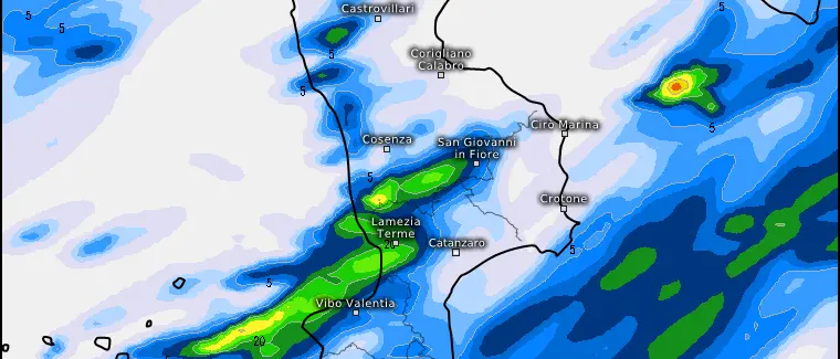 Calabria, notte di piogge e temporali sul Tirreno: in mattinata miglioramento e temperature in calo
