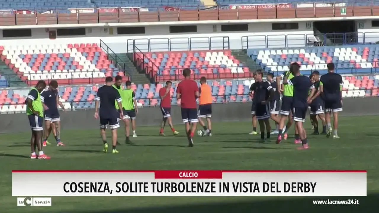 Cosenza, solite turbolenze in vista del derby
