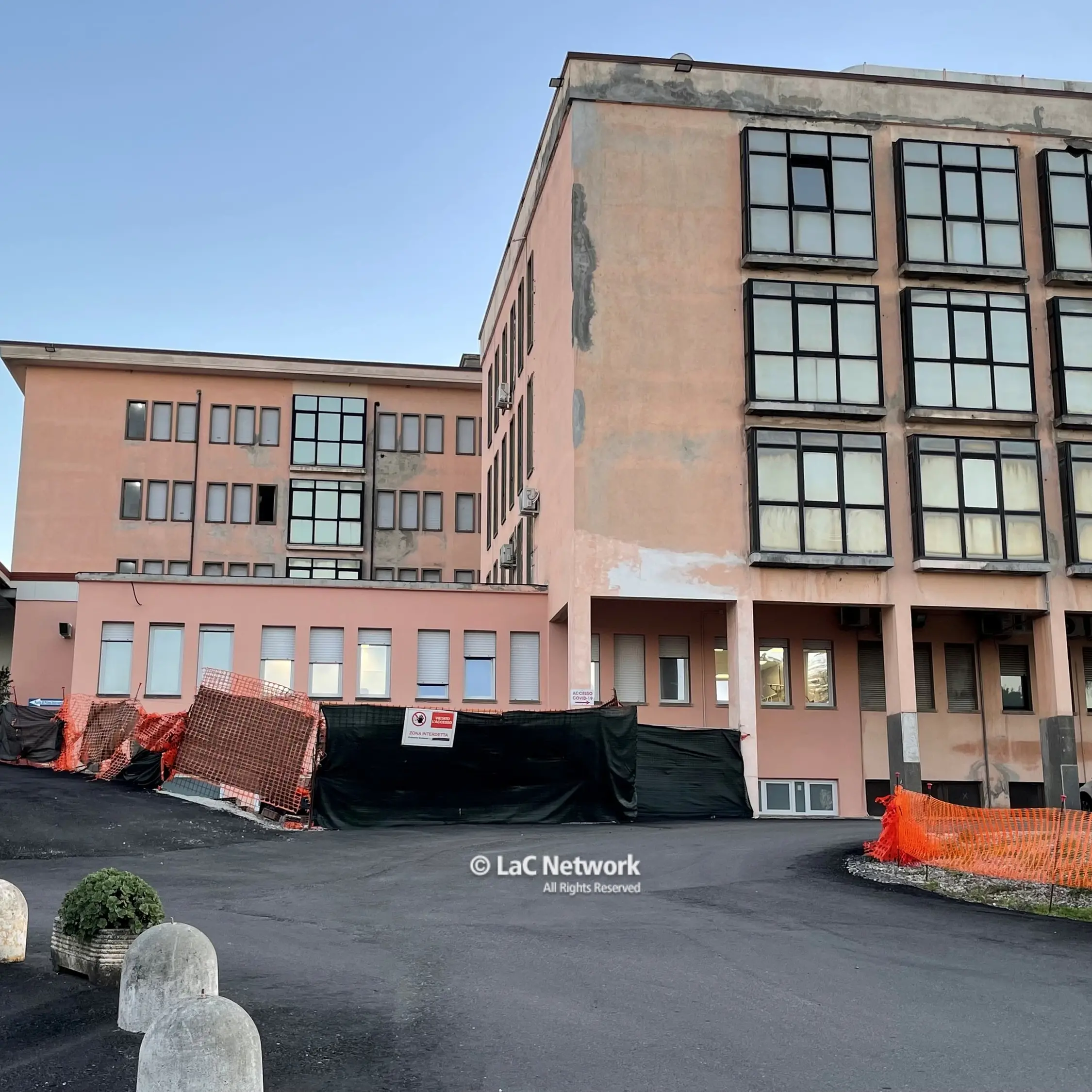 L’ospedale di Cariati pronto (sulla carta) a restituire al territorio il diritto alla salute: «Ma l’attesa continua»\n