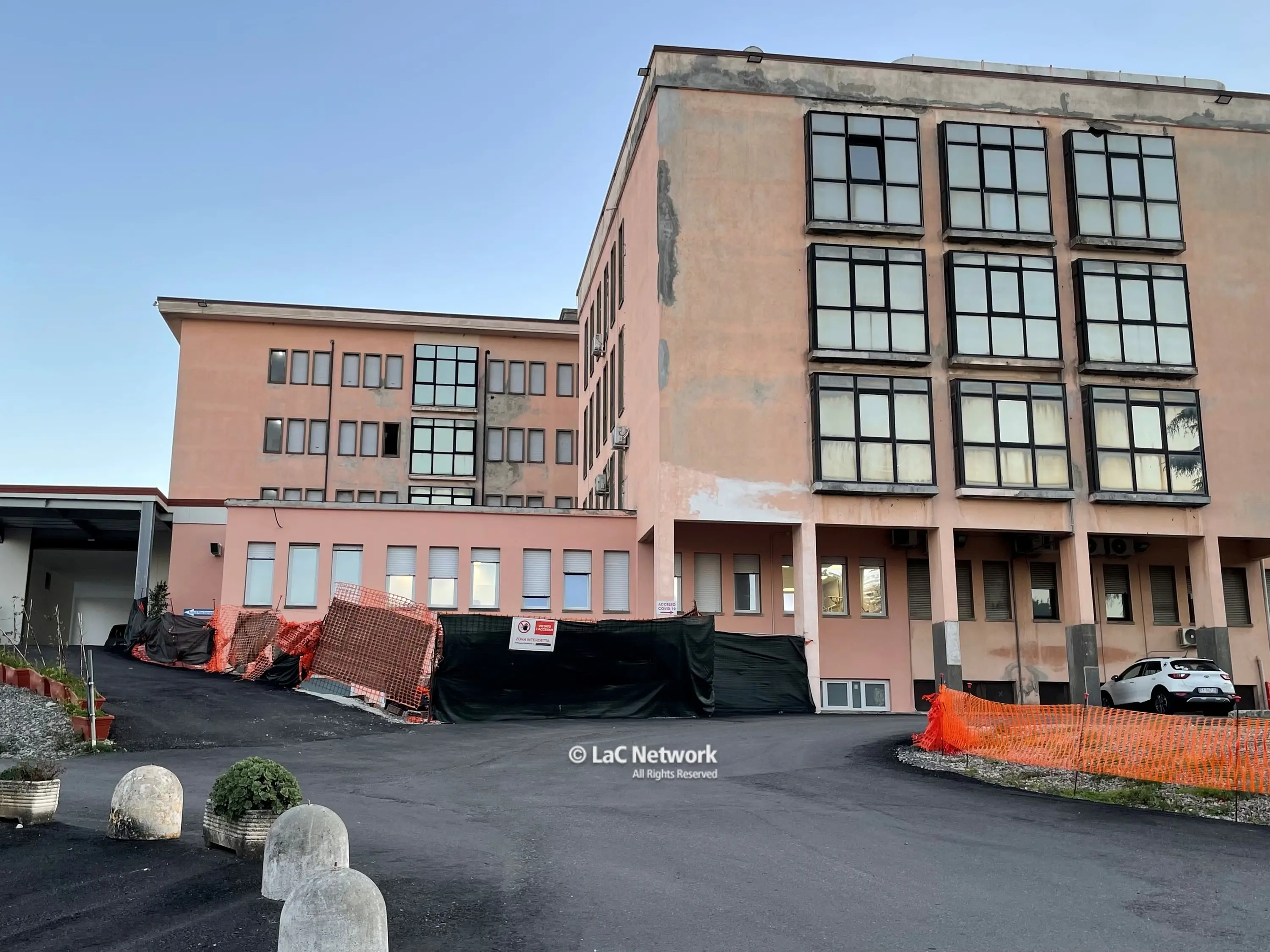 L’ospedale di Cariati pronto (sulla carta) a restituire al territorio il diritto alla salute: «Ma l’attesa continua»