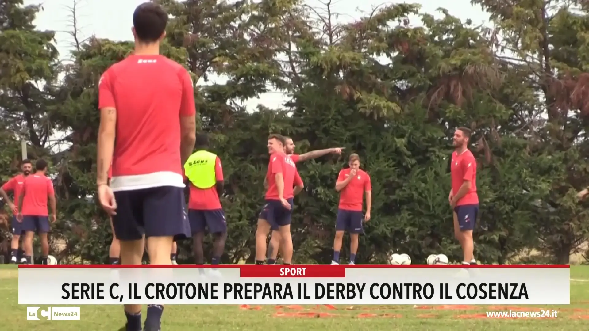 Serie C, il Crotone prepara il derby contro il Cosenza