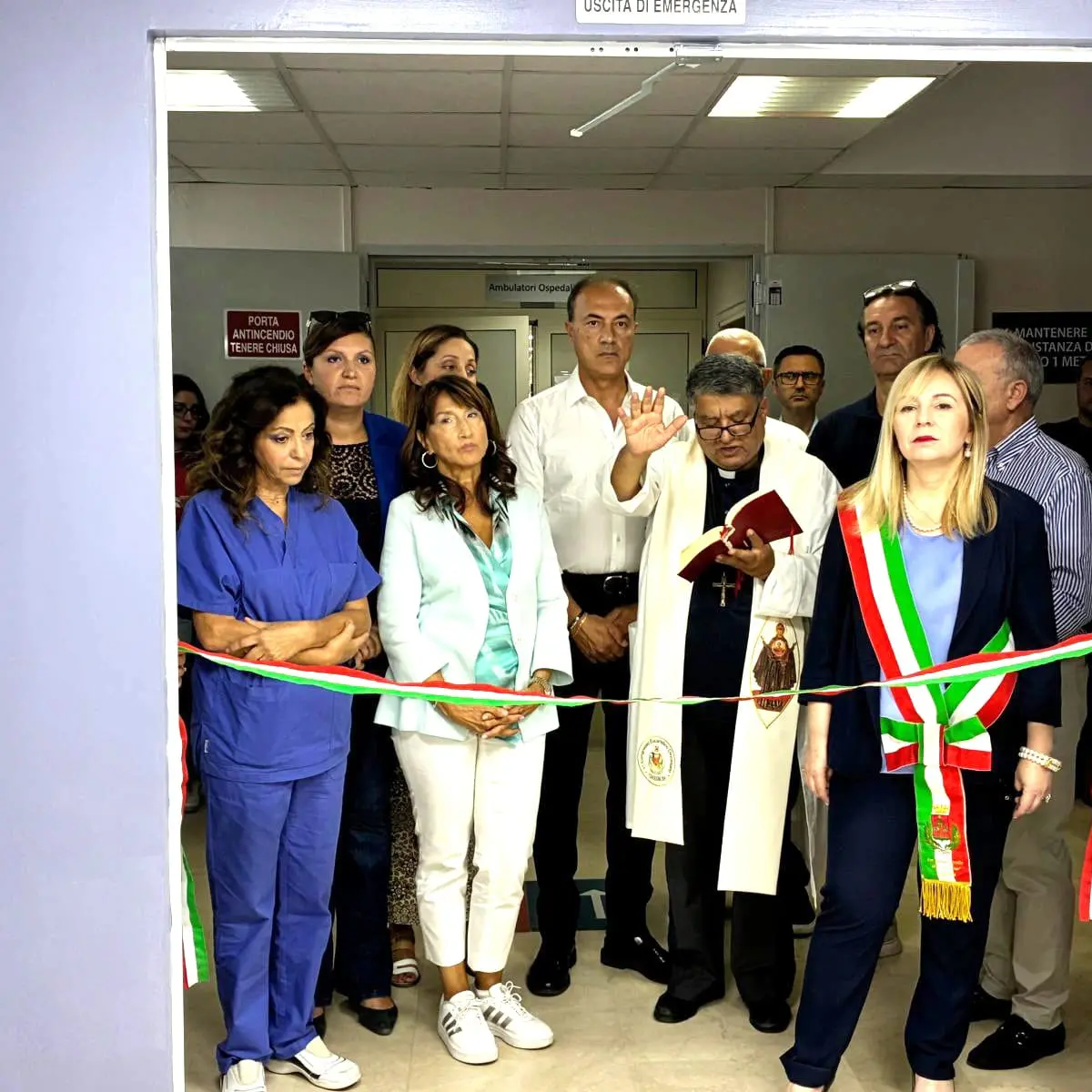 All’ospedale di Gioia Tauro inaugurata l’Unità di Riabilitazione, il sindaco: «È un giorno bellissimo per la sanità calabrese»\u00A0\n