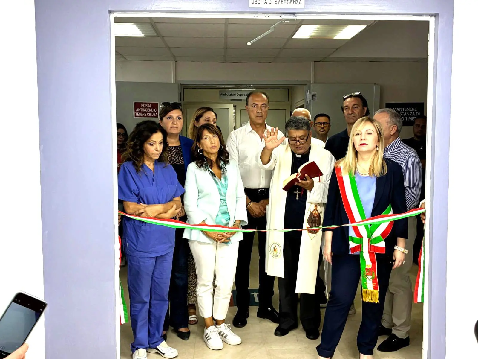 All’ospedale di Gioia Tauro inaugurata l’Unità di Riabilitazione, il sindaco: «È un giorno bellissimo per la sanità calabrese»\u00A0\n