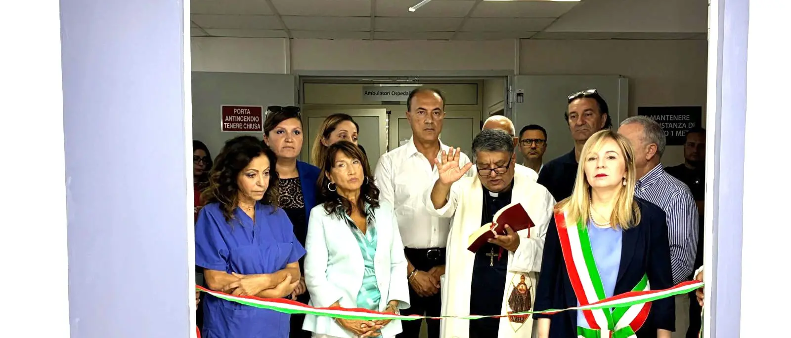 All’ospedale di Gioia Tauro inaugurata l’Unità di Riabilitazione, il sindaco: «È un giorno bellissimo per la sanità calabrese»\u00A0\n
