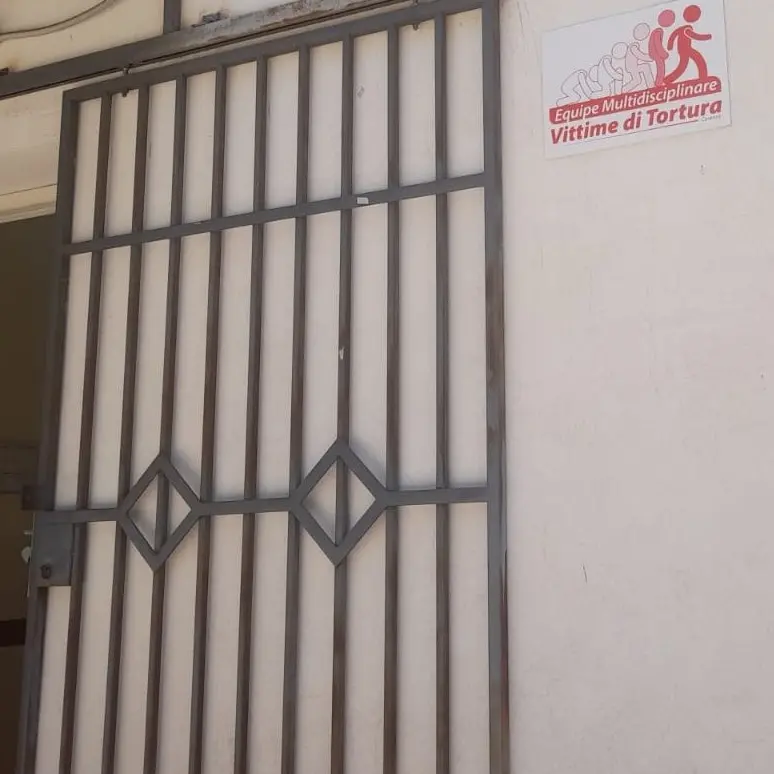 Cosenza, riapre l’ambulatorio per la cura dei sopravvissuti a torture
