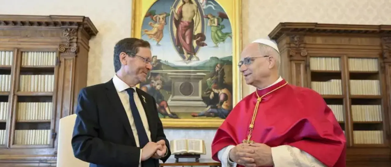 Il presidente israeliano Herzog in visita dal Papa: «Garantiamo la sicurezza dei cristiani»\n