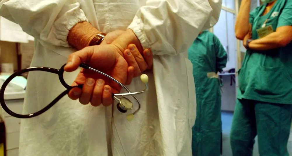 Approvato il disegno di legge sulla responsabilità penale dei medici: una svolta contro la medicina difensiva\n