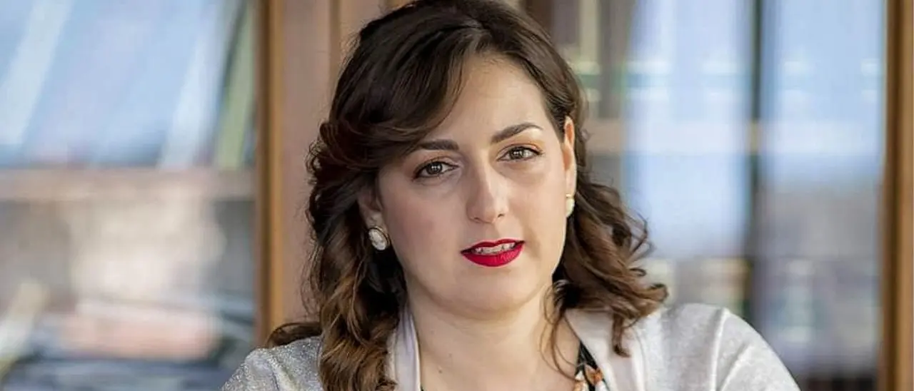 Regionali, l’ex pentastellata Dalila Nesci criticata sui social dopo la candidatura con Fdi.\u00A0Antoniozzi: «Non ha tradito»\n