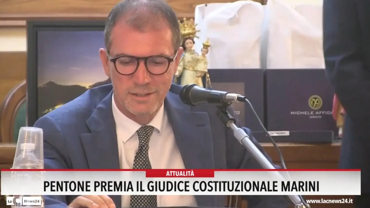 Pentone premia il giudice costituzionale Marini