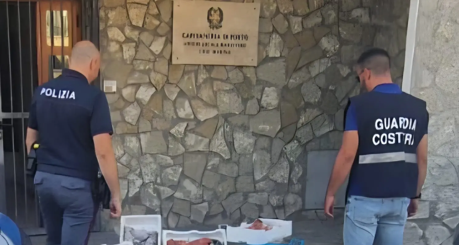 Maxi multa per pescato non tracciato e accesso abusivo al porto\n