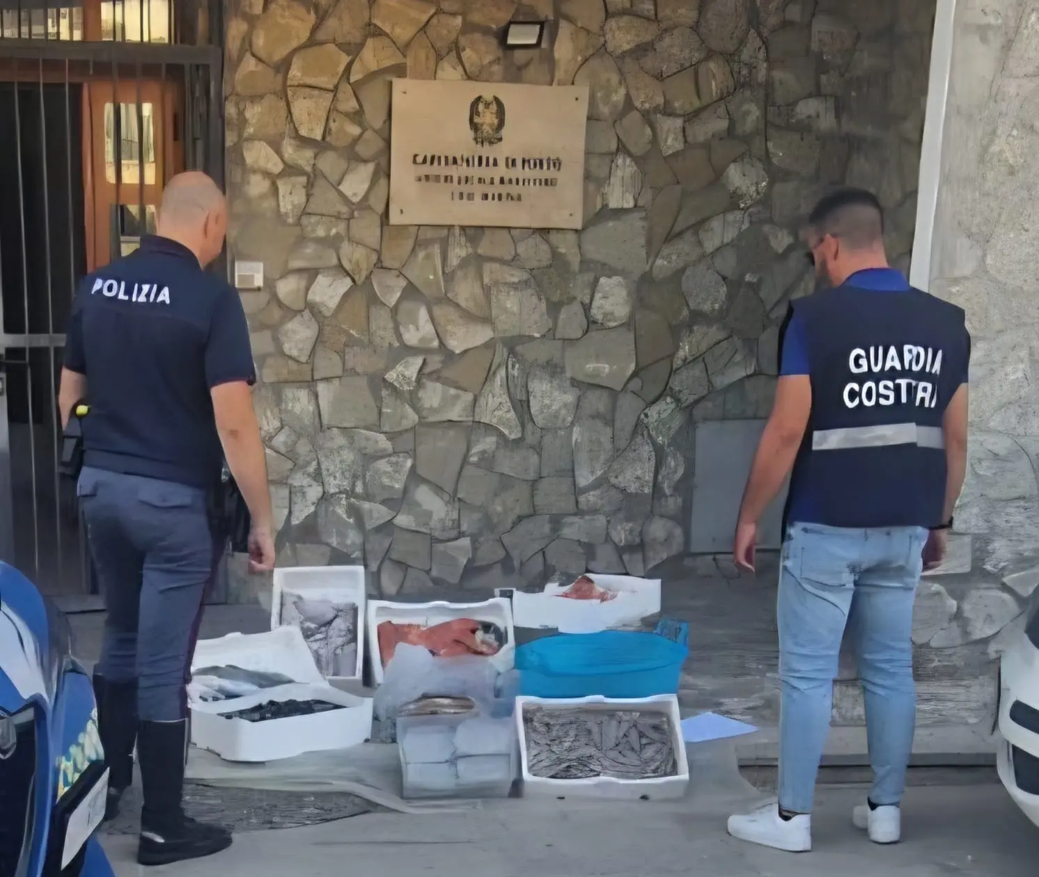 Maxi multa per pescato non tracciato e accesso abusivo al porto\n