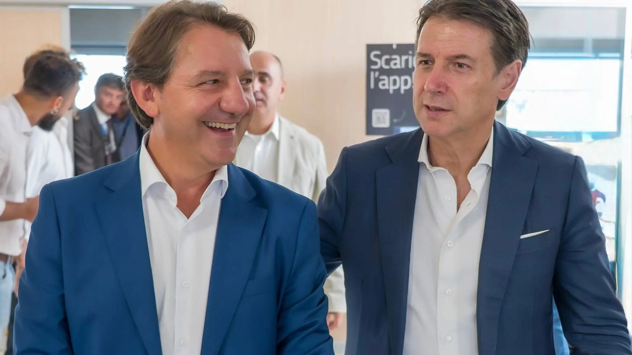<p>Pasquale Tridico e Giuseppe Conte</p>\\n