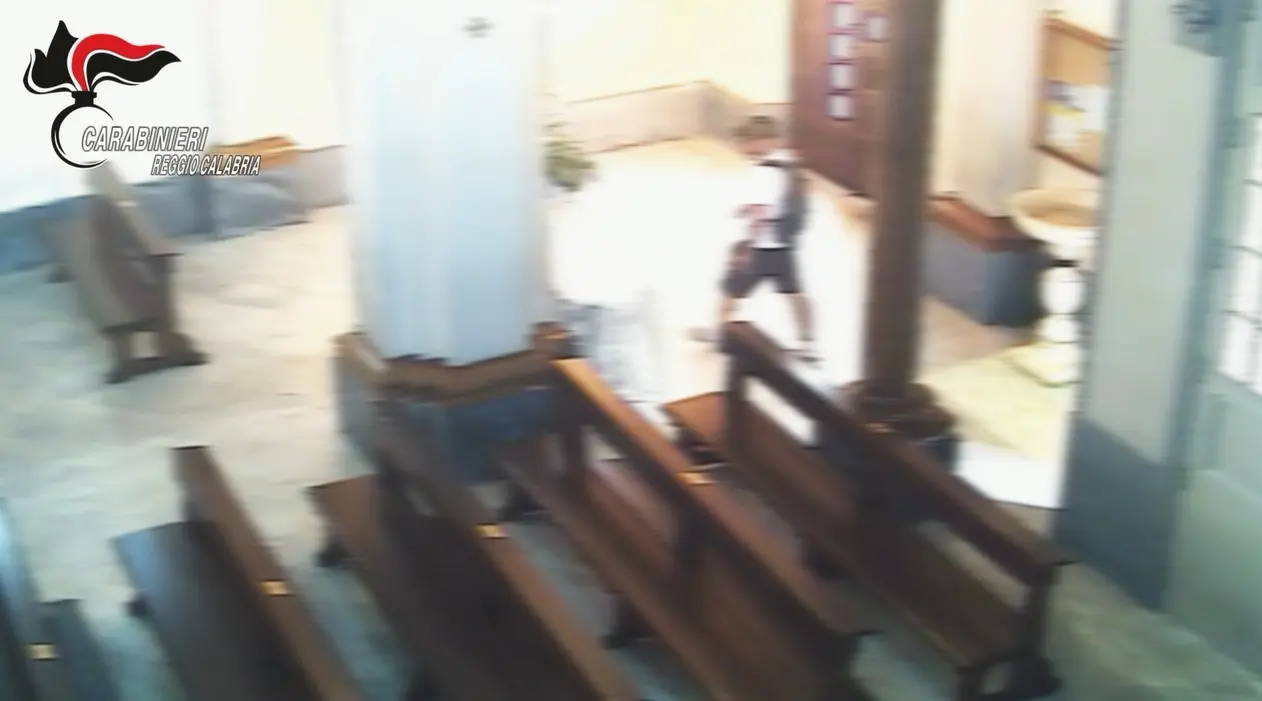 Furti nelle chiese della Piana di Gioia Tauro