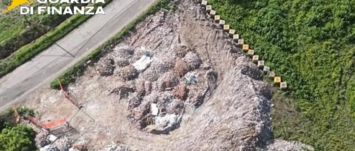 Crotone, bonificata la discarica con 2mila tonnellate di rifiuti pericolosi sequestrata a febbraio