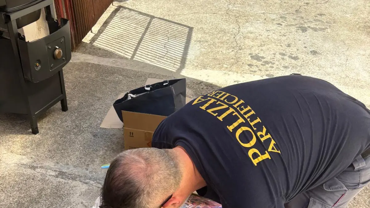 Arsenale in garage, un arresto nell’hinterland di Cosenza