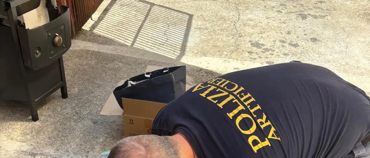 Arsenale in garage, un arresto nell’hinterland di Cosenza