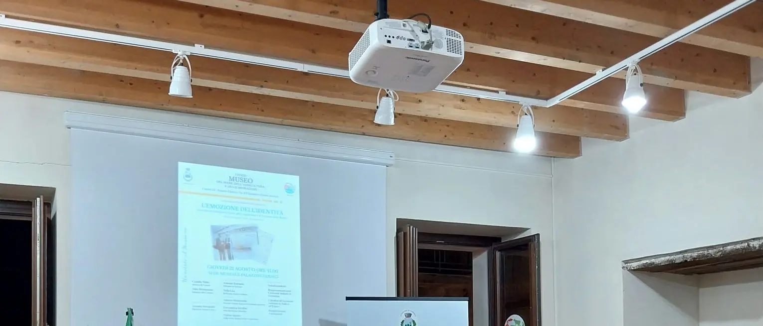 Emigranti\u00A0ieri, oggi e domani: emozioni a confronto a Cariati