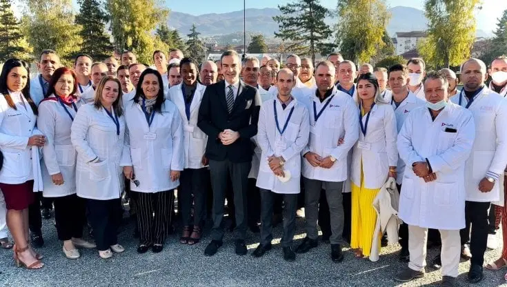 I medici cubani continuano a fuggire dalla Calabria: anche dallo spoke Cetraro-Paola\u00A0vanno via in tre
