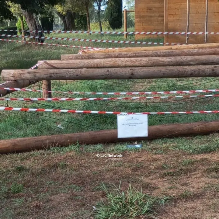 Vibo, piccolo di 3 anni schiacciato da una trave nel parco ubano: volo militare in partenza per il Bambino Gesù di Roma