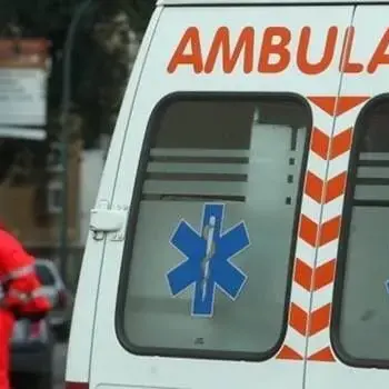 Drammatico incidente sulla 106, nello scontro tra due auto muore un 21enne di Crosia\n