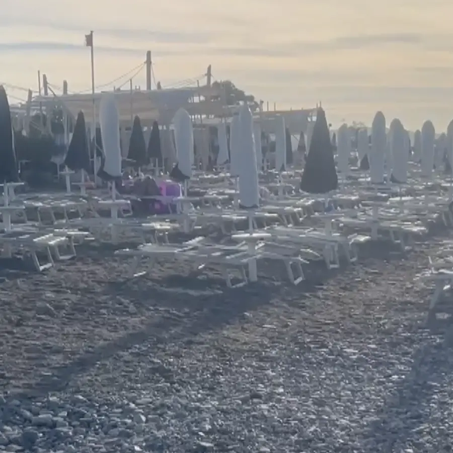Estate chiusa in anticipo sulle spiagge joniche: tra costi e burocrazia restare aperti non conviene\n