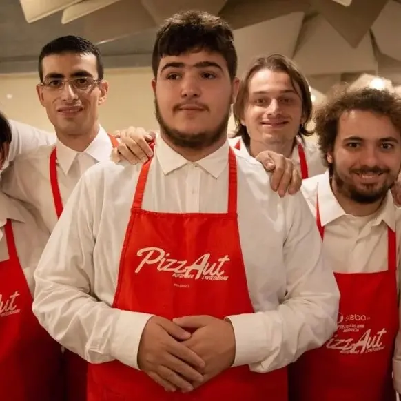 Bidone da cinquanta coperti a PizzAut, ma Mattarella chiama il locale: «Abbracciate i ragazzi per me»\n