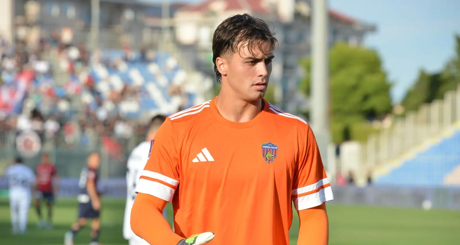 Crotone-Cosenza, Vettorel firma il pareggio. Giornata no per Cannavò: ecco le pagelle\n
